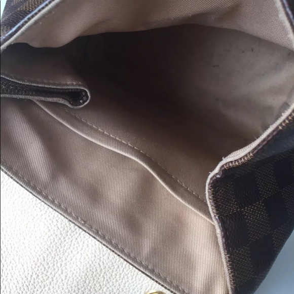 Louis Vuitton Damier Backpack - Picture 7 of 11